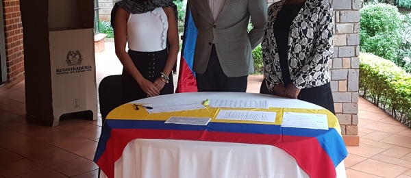 Inició la jornada electoral presidencial 2018 para la segunda vuelta en la Embajada de Colombia en Nairobi