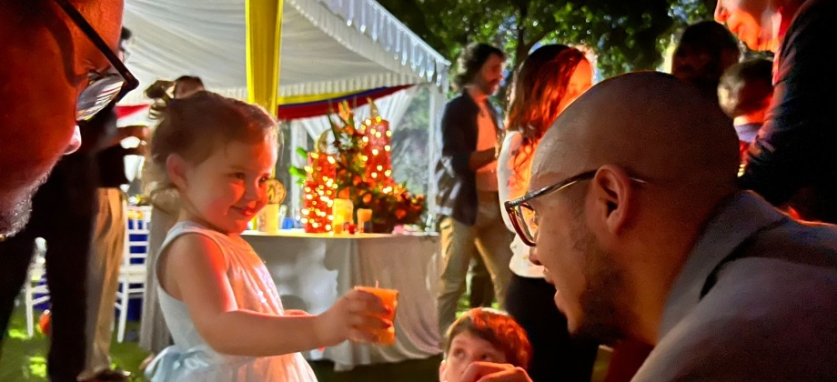 Colombia brilla en Kenia con la celebración de las “Velitas”